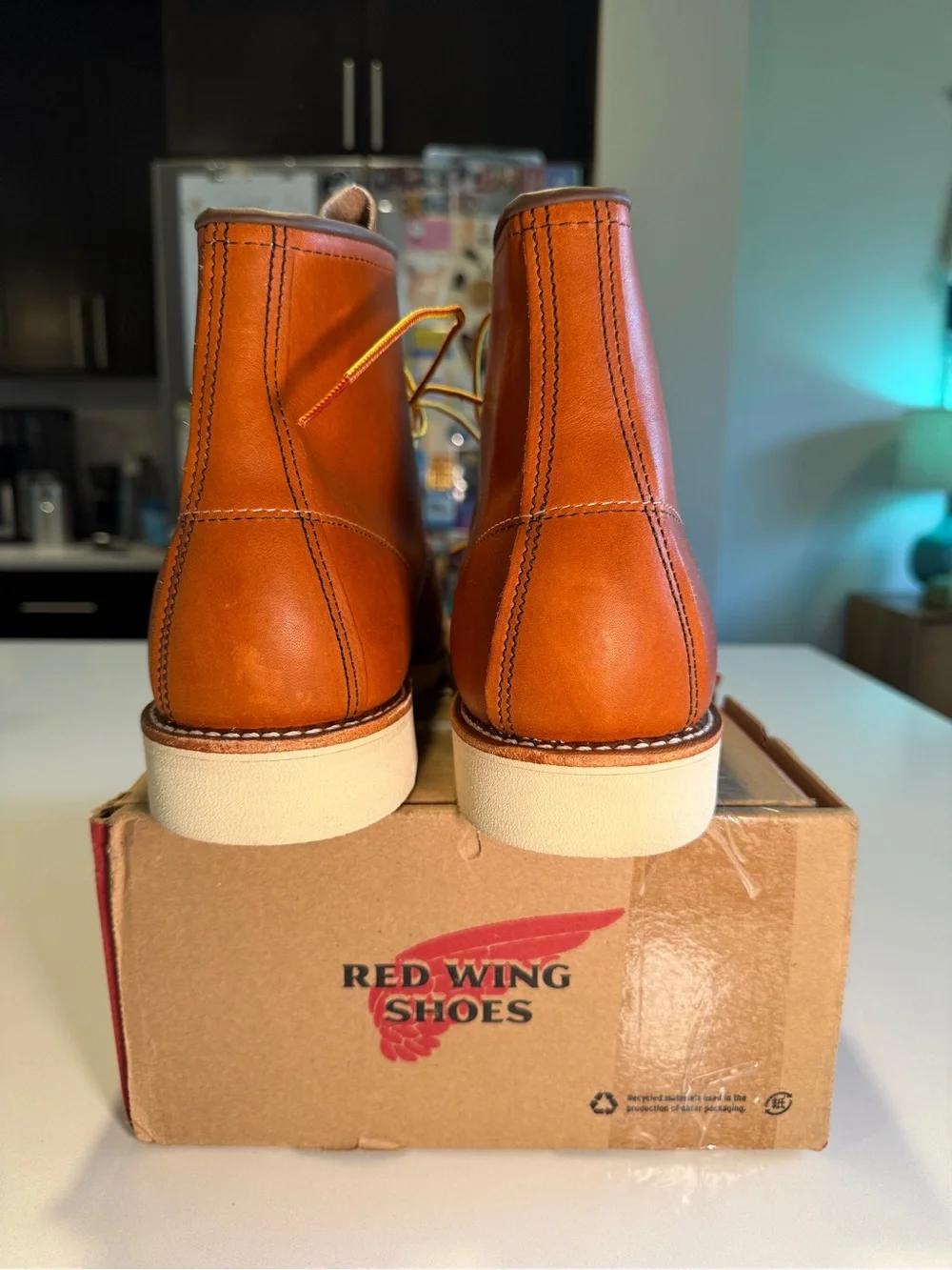 RED WING - Classic Moc Boots in Oro Men’s Size 12 Regular